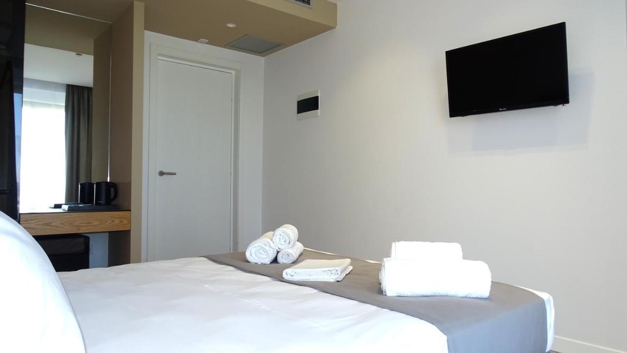 Valmar Hotel Ksamil Esterno foto