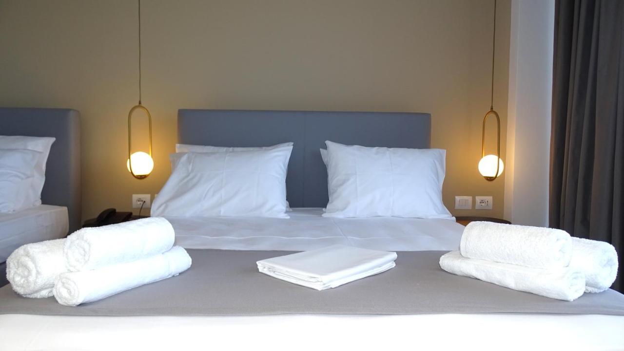 Valmar Hotel Ksamil Esterno foto