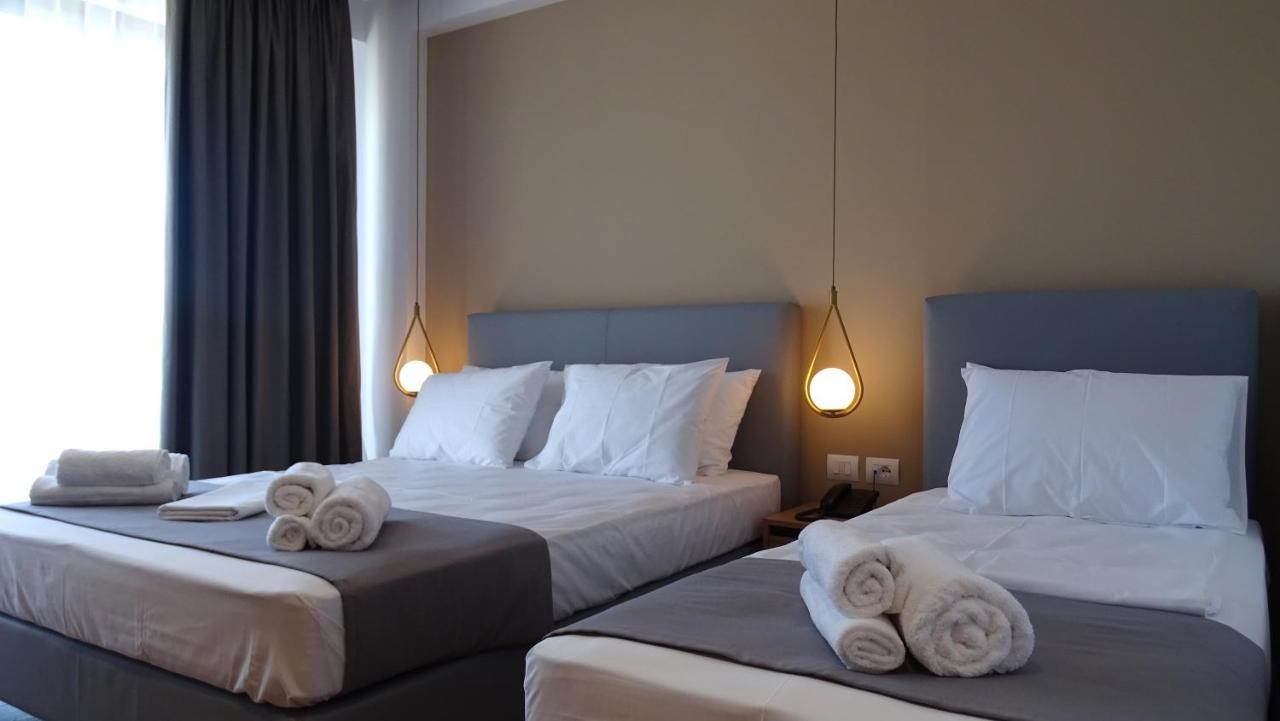 Valmar Hotel Ksamil Esterno foto