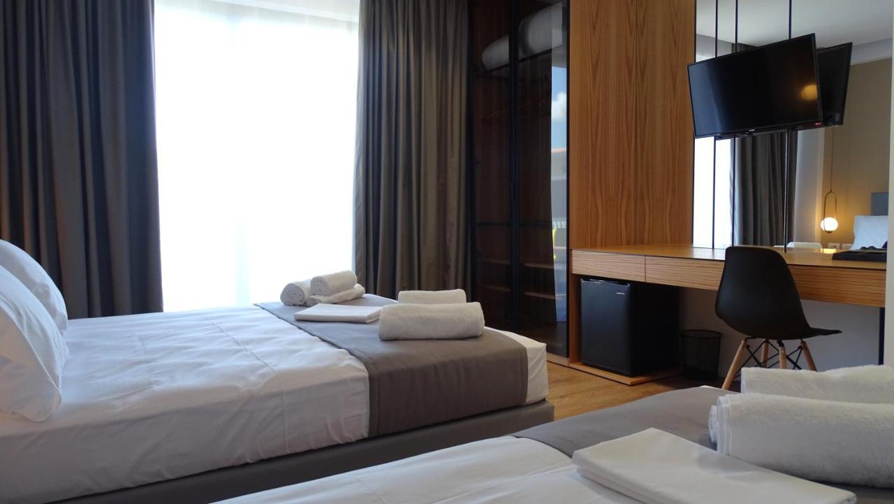 Valmar Hotel Ksamil Esterno foto
